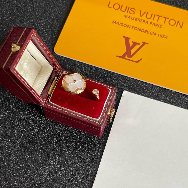 LV Ring 05yxh04